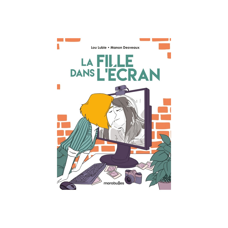 La fille dans l'écran