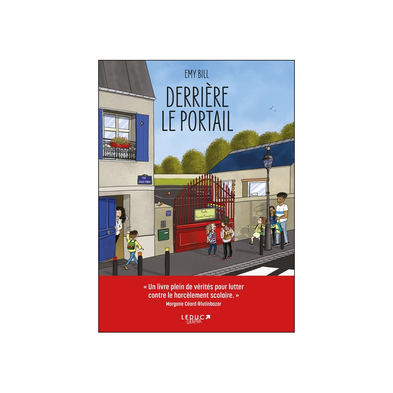Derrière le portail