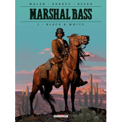 Marshal Bass T01 Black & White