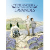 Des étrangers dans les lavandes